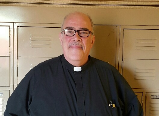 Fr. Jim Lewis O. Carm rejoins the Caravan as a student counselor