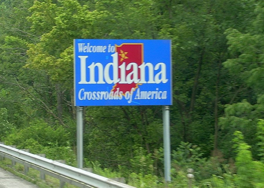 The Indiana border line sign 