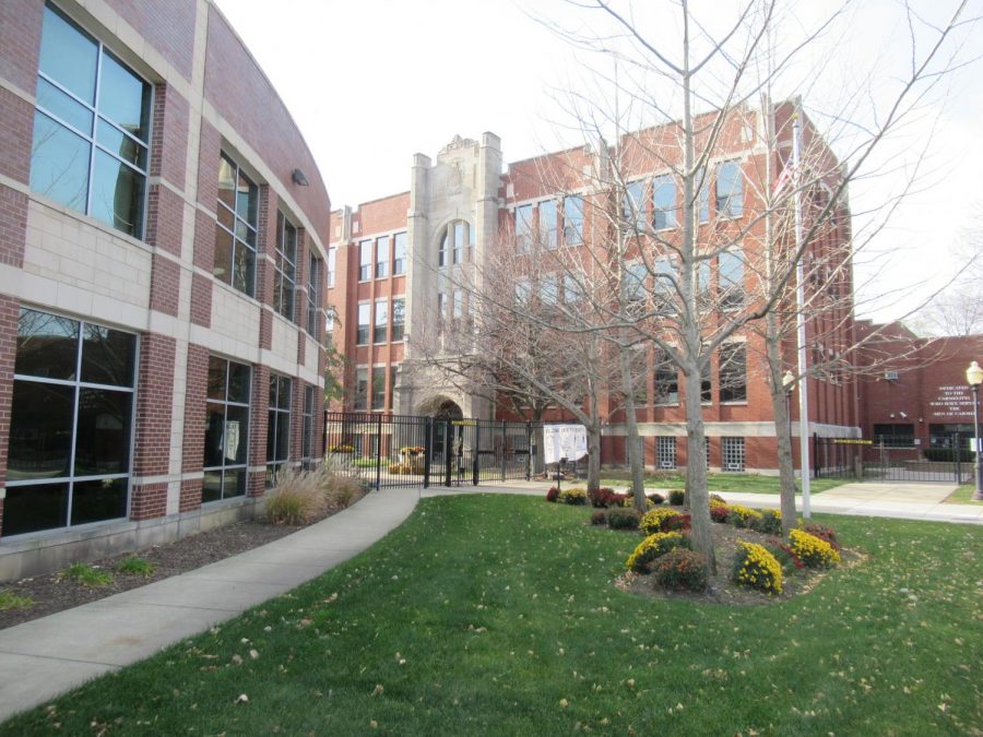 The front of Mount Carmel High School